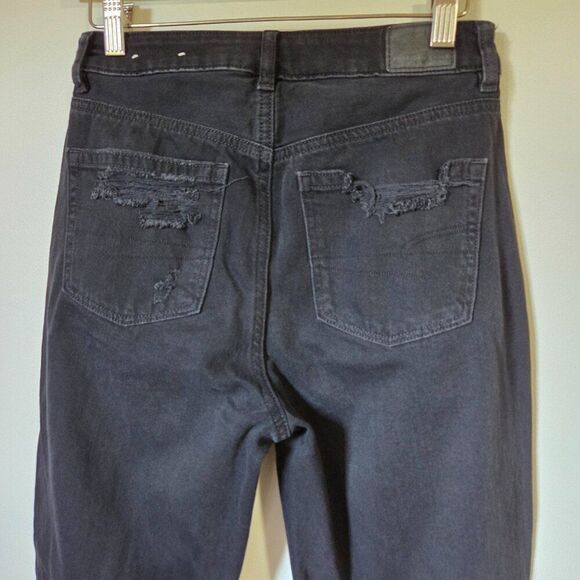 EUC AMERICAN EAGLE OUTFITTERS REAL GOOD DARK WASH DESTROYED MOM JEANS SIZE 2 - Picture 9 of 16